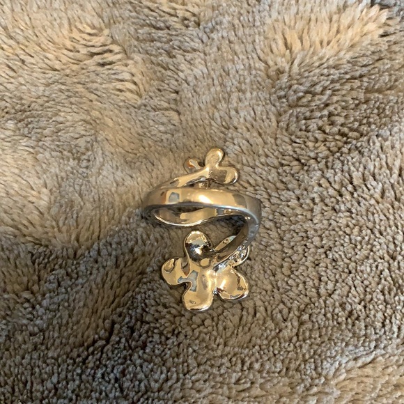 Silver ring - Picture 3 of 3